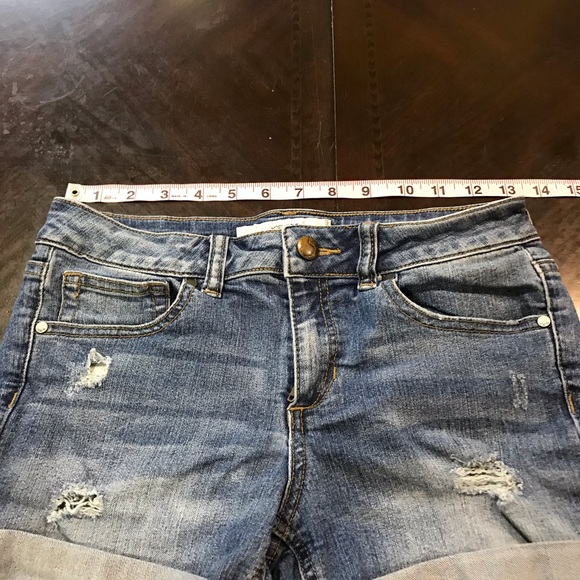 Joe’s Girl’s Jean Shorts Distressed - Picture 5 of 6